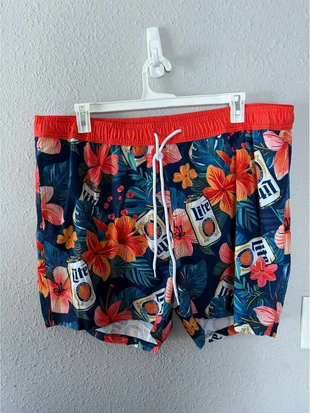 NWT Miller Lite Swim Trunks size XXL Liner. $18 retail